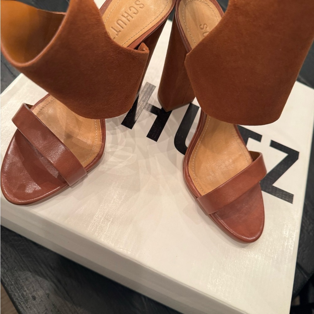 SCHUTZ Rosina Brown Heels Stylish and Versatile